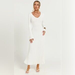 Showpo Astra White Maxi Dress Size 2